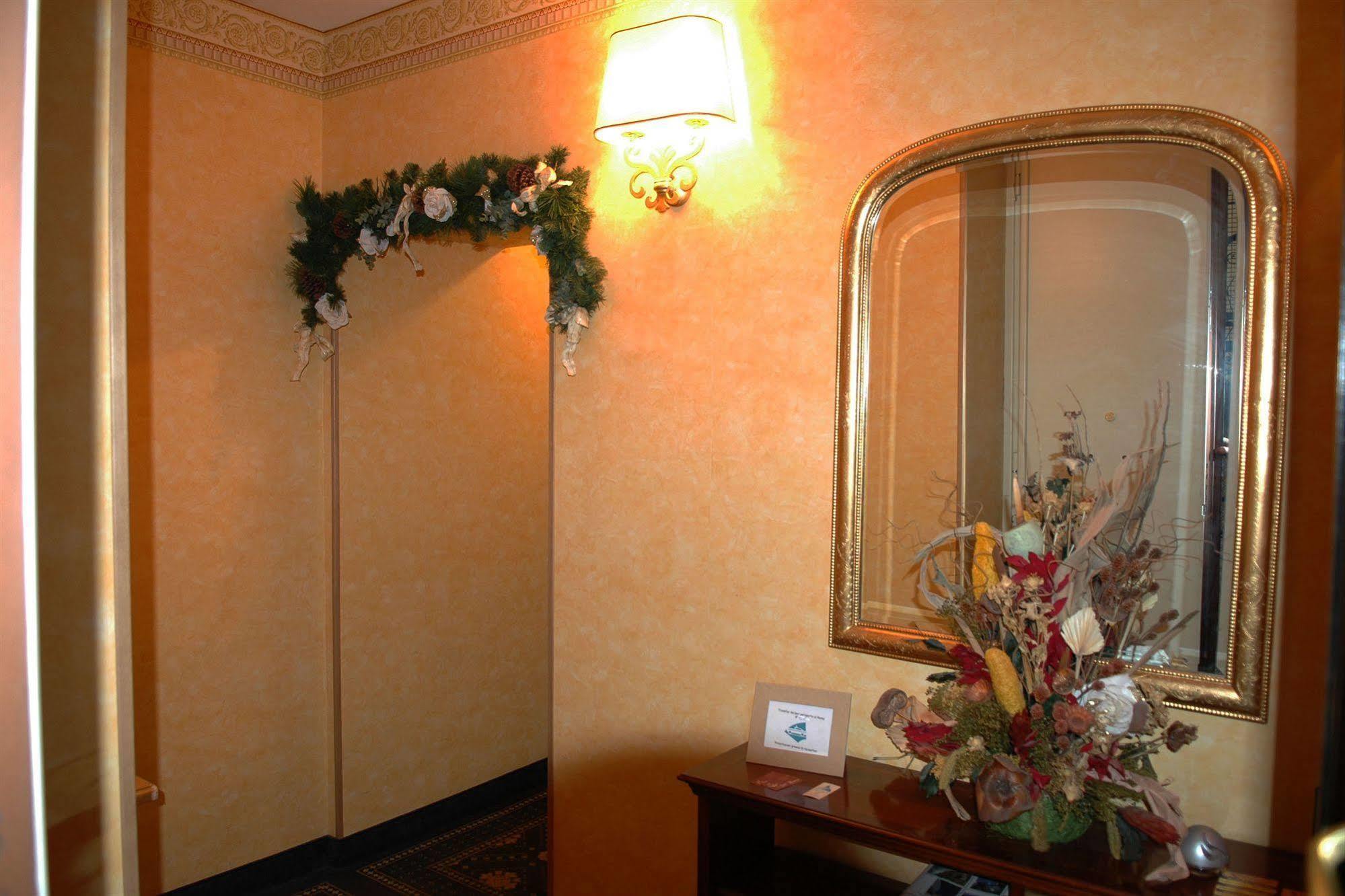 Bed and Breakfast Piccolo Imperiale Roma Exterior foto